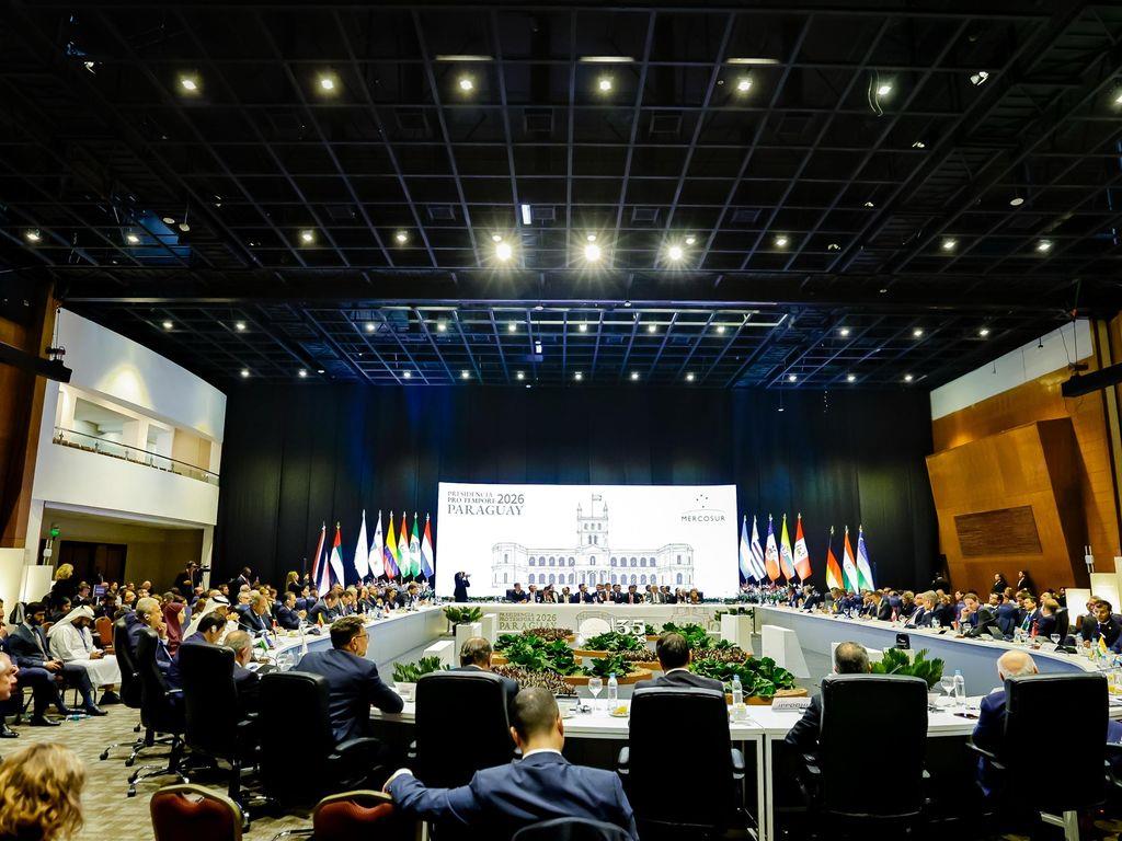 The Race To Reinvent Global Trade